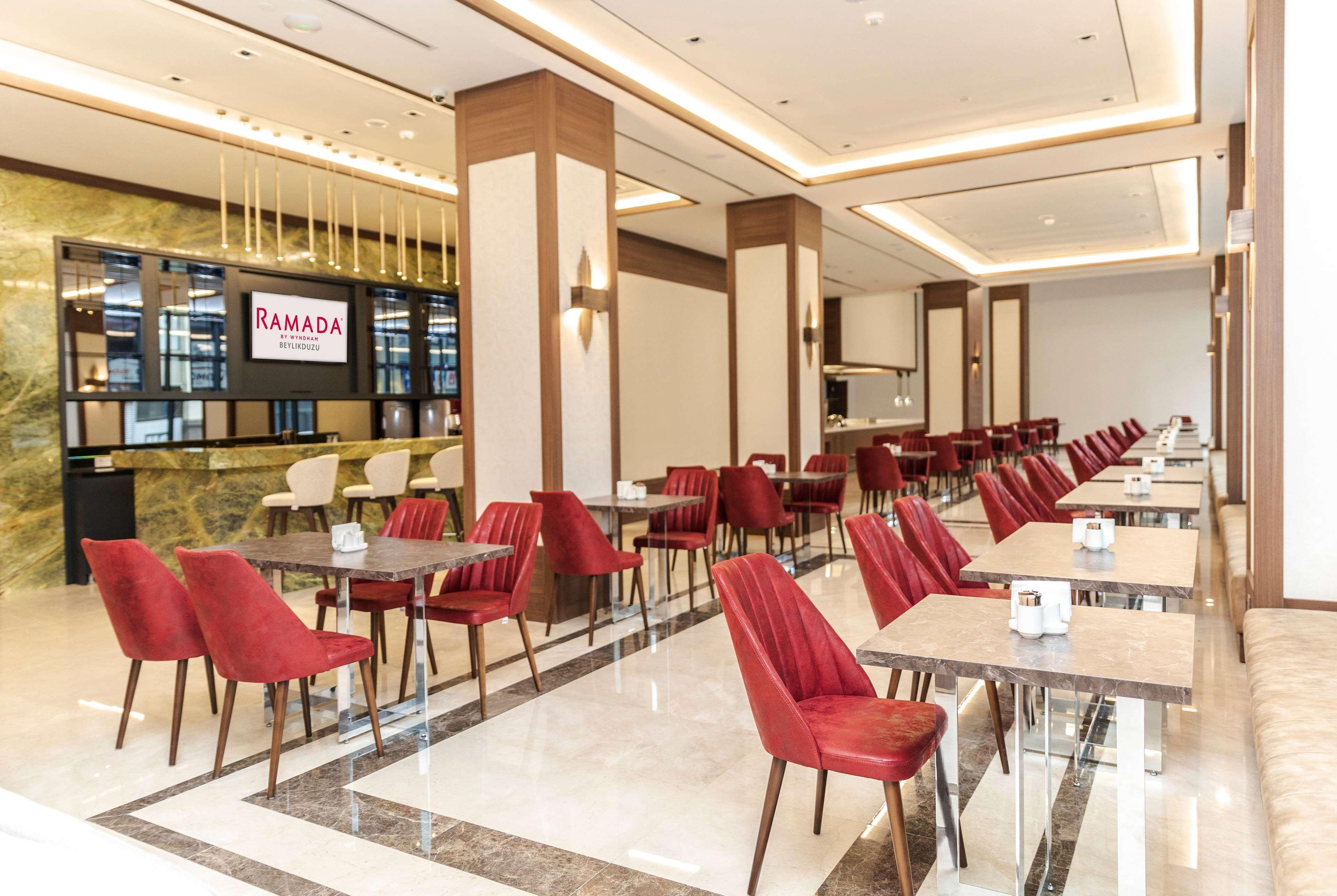 Ramada By Wyndham Beylikduzu Hotel Istanboel Buitenkant foto