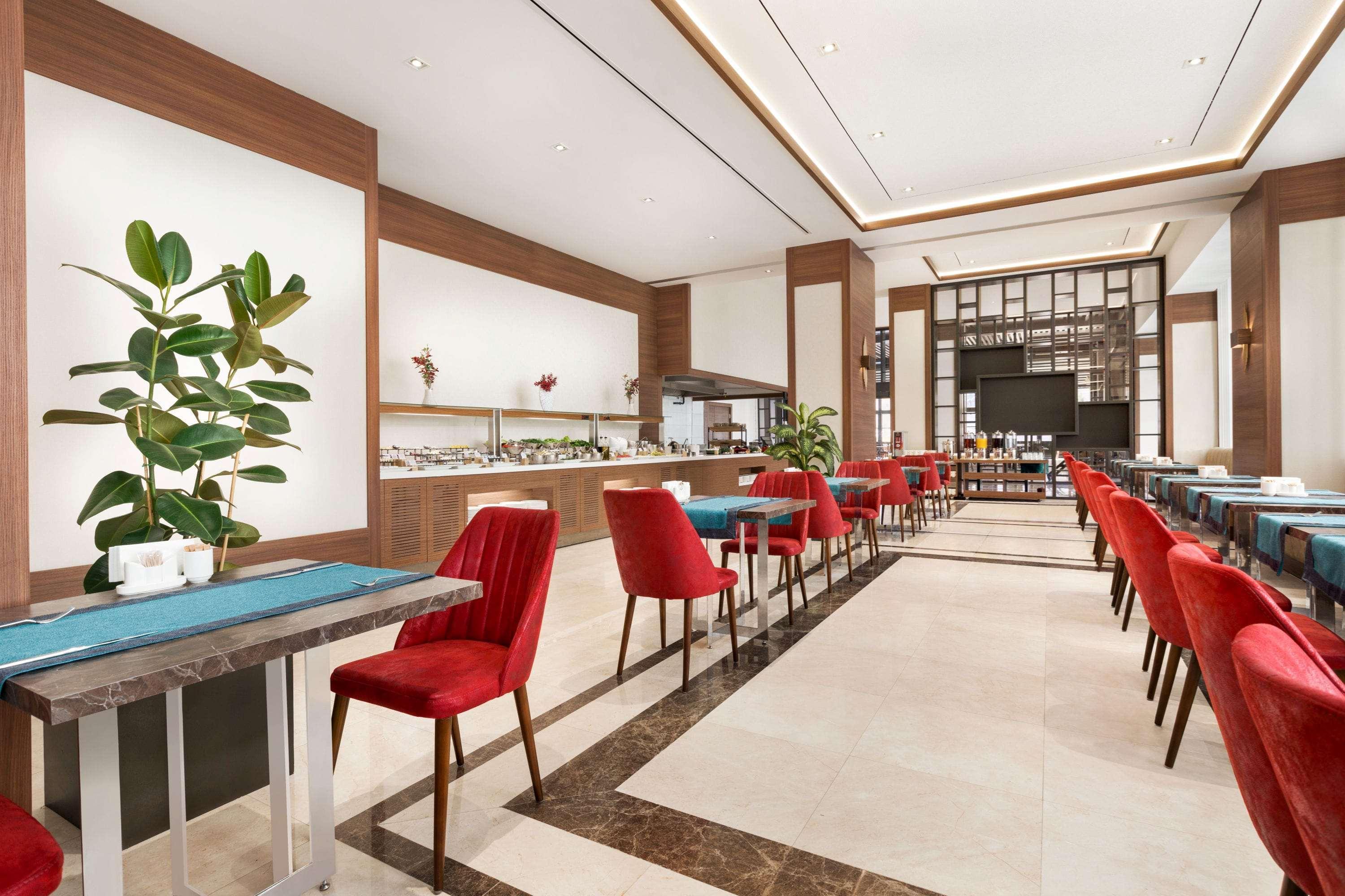 Ramada By Wyndham Beylikduzu Hotel Istanboel Buitenkant foto